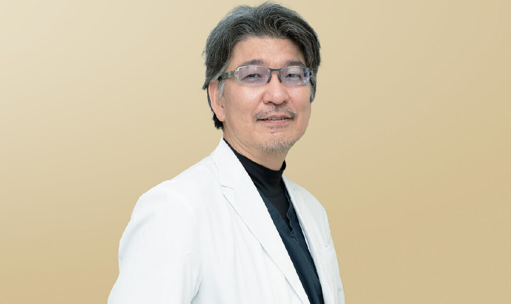 共立美容外科  医療経営部部長 實藤健作