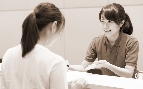 カウンセリングをカウンセリングスタッフが行う事はありません。